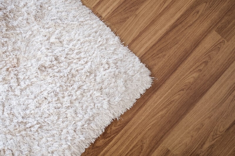 1 Parquet Or Carpet Which Is Better, How To Put Carpet On Hardwood Floor