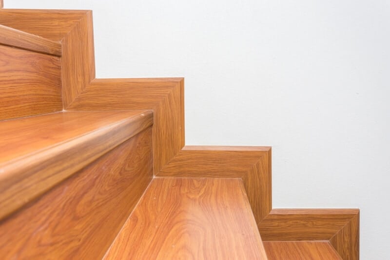 Laying Vinyl Floor On Stairs, How To Install Vinyl Plank Flooring On Curved Stairs